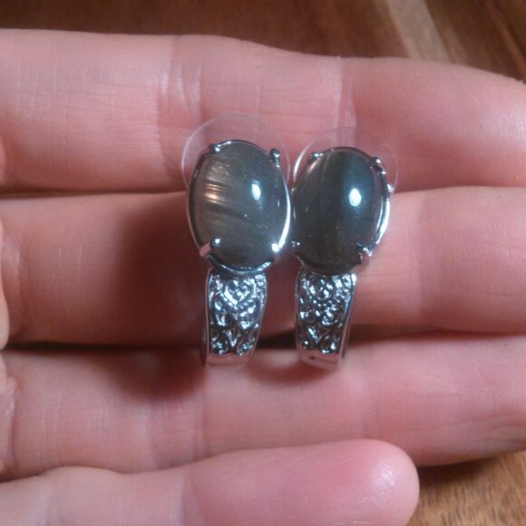 Madagascar Fire Labradorite Stainless Steel Solitaire Stud Earrings - Picture 8 of 14